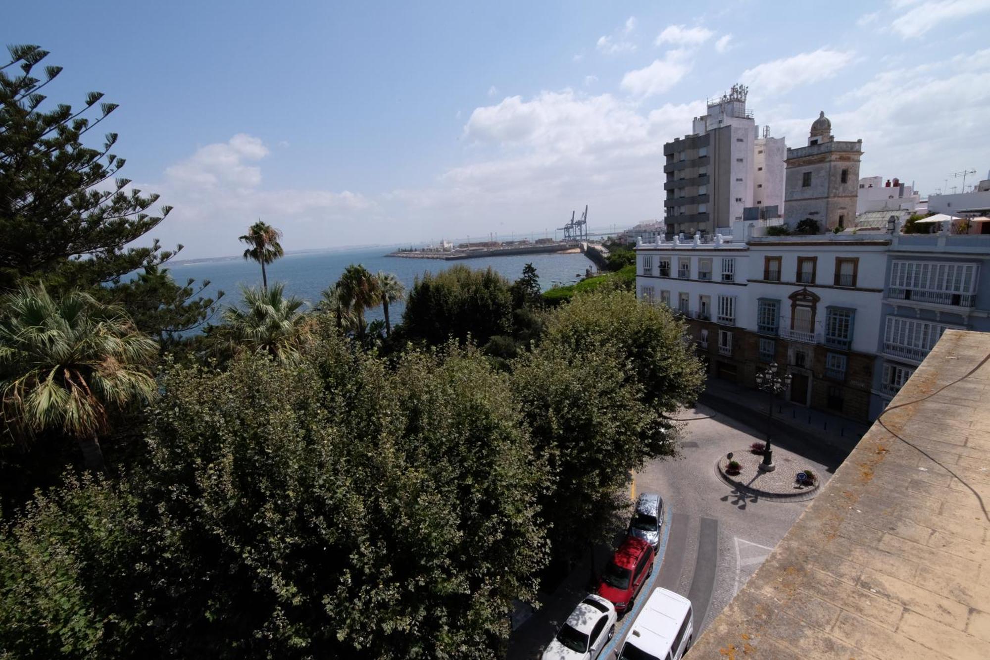 Fabuloso Atico Con Vistas Al Mar Cádiz Exteriör bild